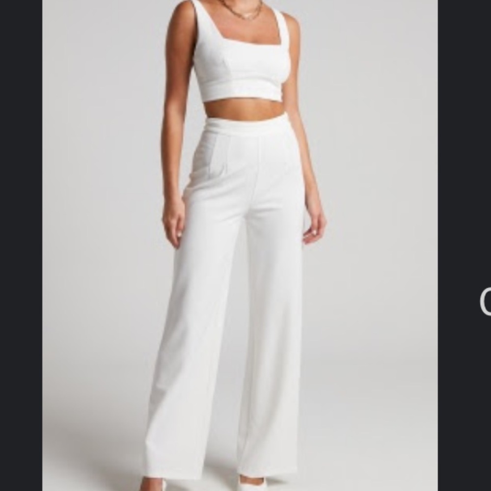 NWT SHOWPO ELIBETH SET